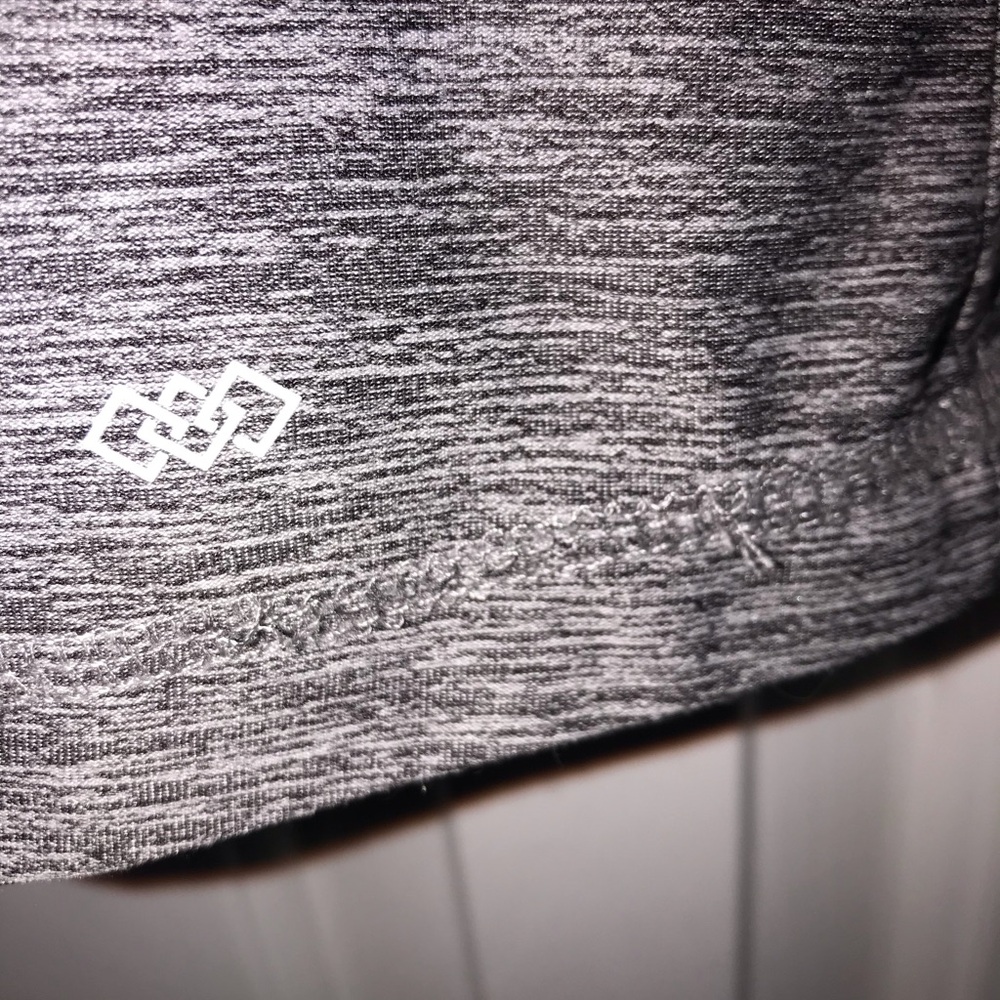 Legend Performance Workout Top - Picture 4 of 4